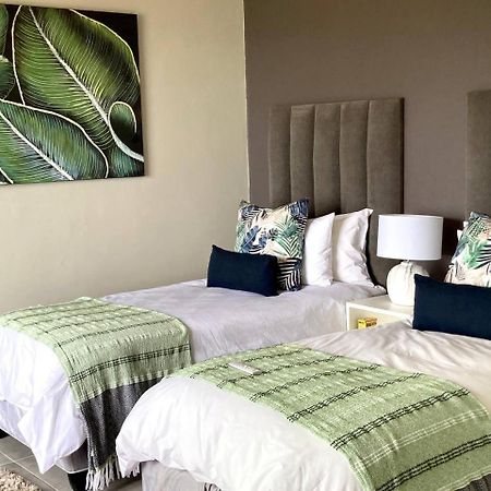 Ocean Rocks Villa, Umhlanga เดอร์บัน ภายนอก รูปภาพ