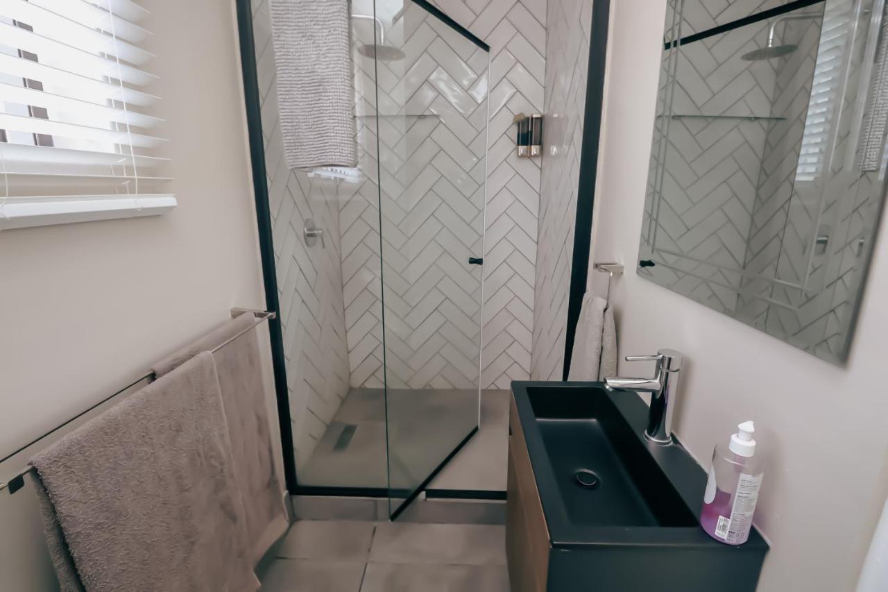 Ocean Rocks Villa, Umhlanga เดอร์บัน ภายนอก รูปภาพ